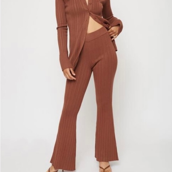 COPY - DYNAMITE LOUNGE SET - Picture 2 of 10